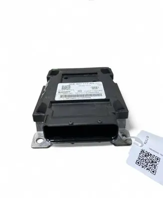 Audi Q8 e-tron Air suspension control unit module (rear) 4KE907777AN 4KE907777