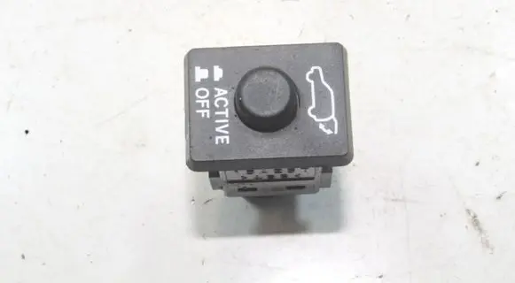 Mitsubishi Outlander Tailgate/boot open switch button 15A257