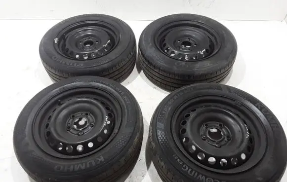Renault Express R17 alloy rim 