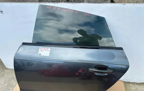 Audi A5 Sportback 8TA Rear door