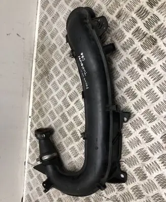 Ford Focus Intercooler hose/pipe AV619C623B