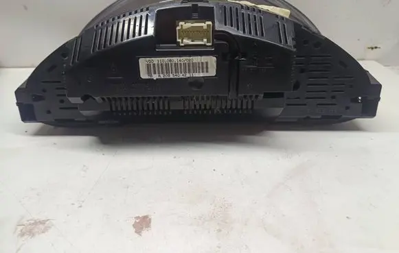 Mercedes-Benz CLK A209 C209 Speedometer (instrument cluster) A2095404211 110080140020 87001479