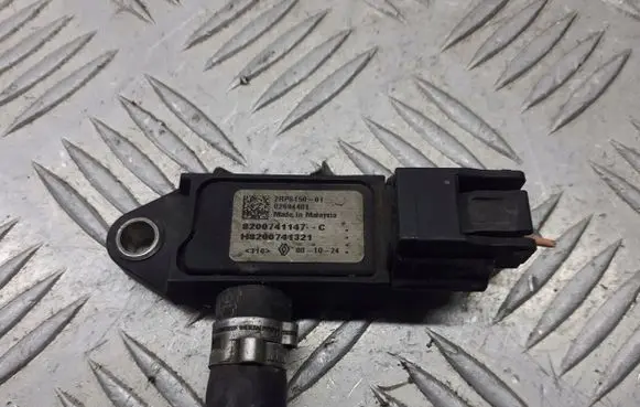 Renault Megane III Air pressure sensor 8200741147