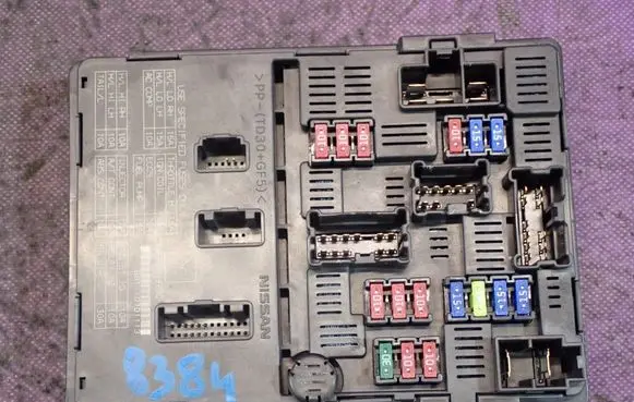 Nissan Micra Fuse box set 284B71HR0C