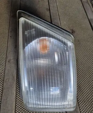 Iveco Daily 45 - 49.10 Front indicator light 1315106148