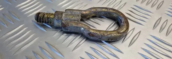 Volkswagen Golf III Towing hook eye 