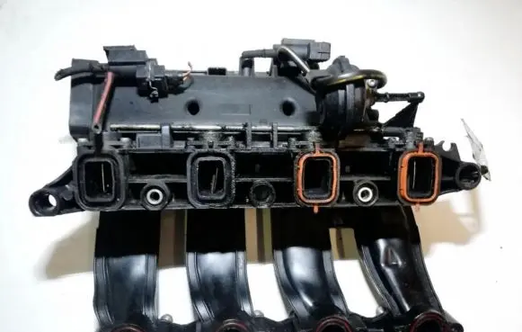 BMW 5 E60 E61 Intake manifold 7787318