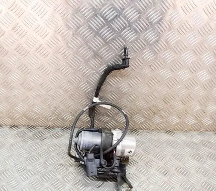 BMW 5 G30 G31 Vacuum pump 6880628 86422826