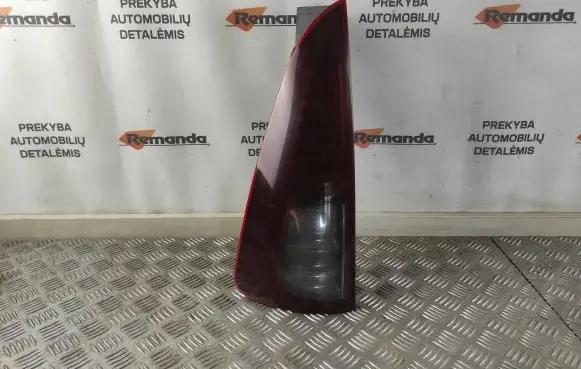 Renault Espace IV Rear/tail lights 8200394722