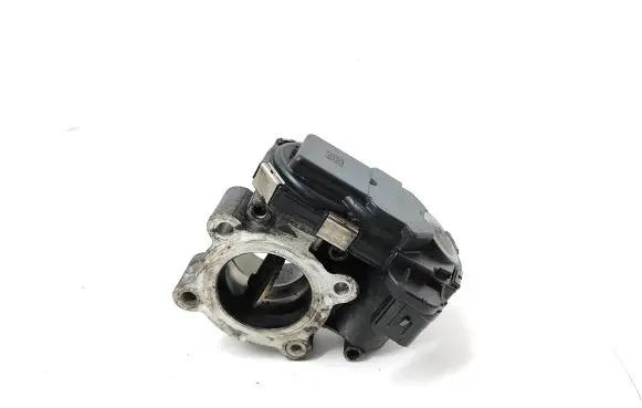 Opel Zafira C Throttle valve 55570009DB