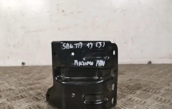 Hyundai Santa Fe Battery bracket 37130D3000