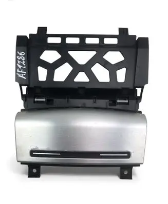 Skoda Octavia Mk2 (1Z) Car ashtray 8P0857951