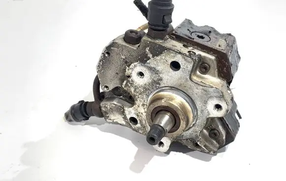 Iveco Daily 3rd gen Fuel injection high pressure pump