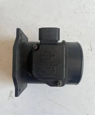 Nissan Primera Mass air flow meter 226802J200