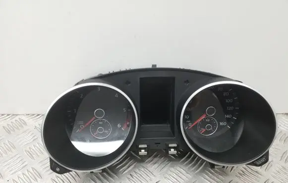 Volkswagen Golf VI Speedometer (instrument cluster) 5K0920961A