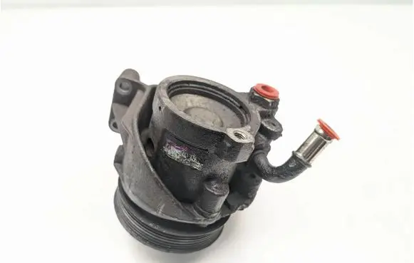 Renault Espace III Power steering pump 7700100653