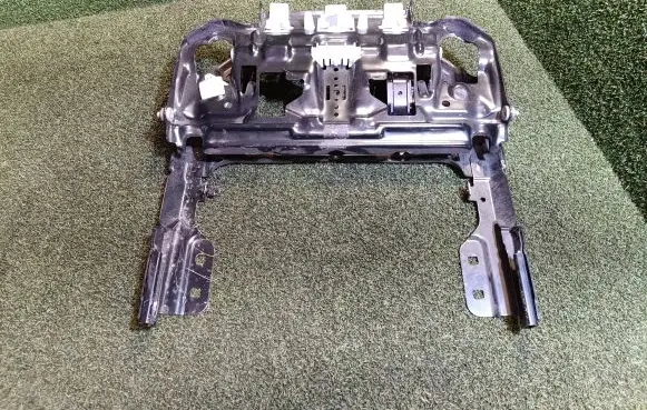 Mercedes-Benz S W222 Seat frame A2224405707 A2229200336