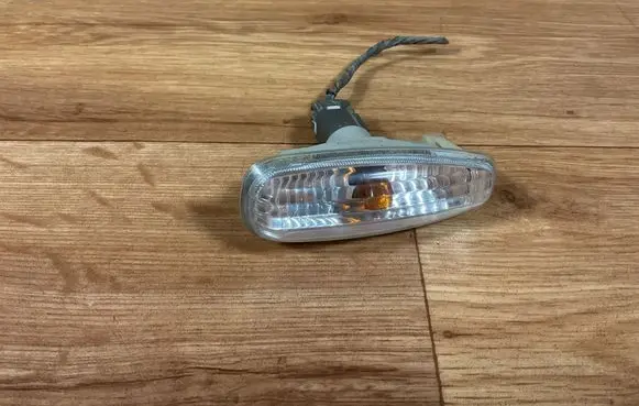 Hyundai i30 Front fender indicator light 923033L1