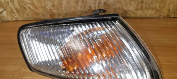 Mazda 626 Front indicator light 082161540rb