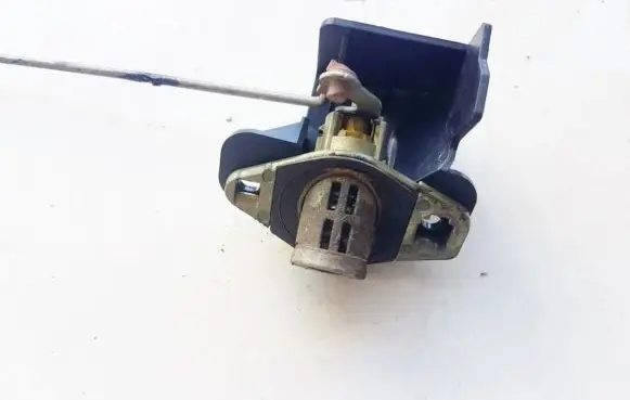Mazda 6 Tailgate exterior lock 