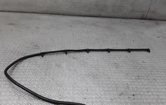 BMW 5 E39 Fuel return line/hose 