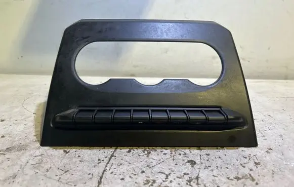 Dacia Duster II Hazard light switch 283E86009R BE11672 M0543