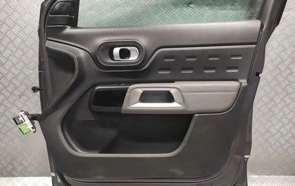 Citroen C5 Aircross Front door card panel trim