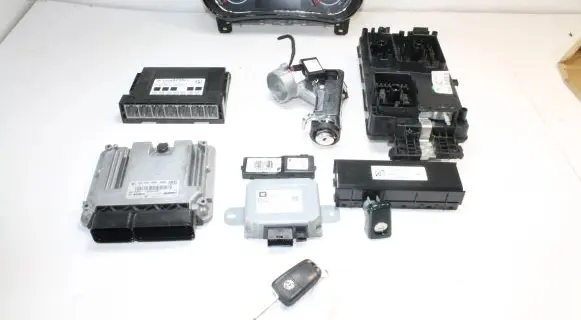 Opel Insignia A Engine ECU kit and lock set 55485466