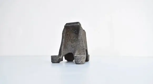 Audi A6 S6 C6 4F Engine mounting bracket 4F0199307AA