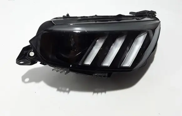 Peugeot 208 Headlight/headlamp 9841642080