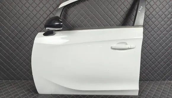 Opel Corsa E Front door 