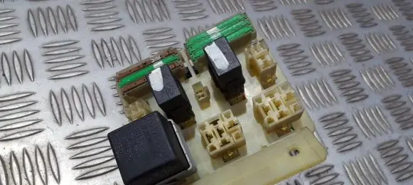 Volvo S40, V40 Fuse box set