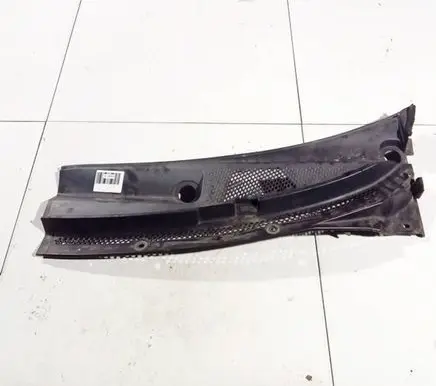 Nissan Primera Wiper trim 66863au310