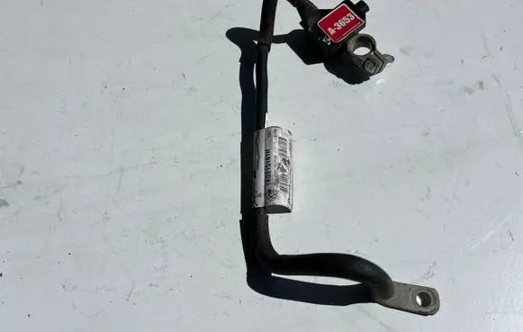 Volkswagen PASSAT B7 Negative earth cable (battery) 1K0915181H