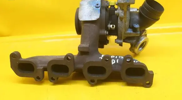 Skoda Rapid (NH) Turbo 03L1253056D 710053138 8Y39F0114