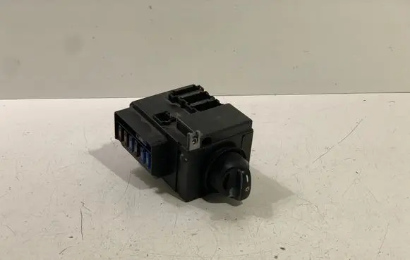 Light switch