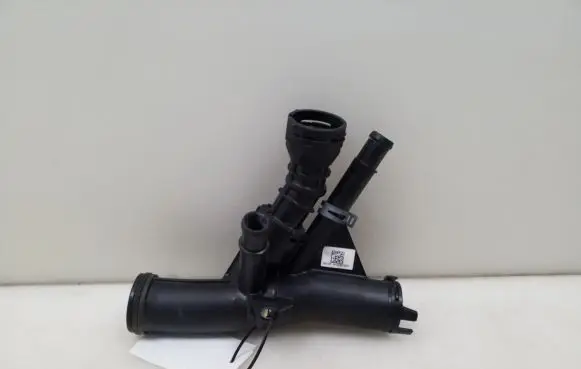 Thermostat/thermostat housing