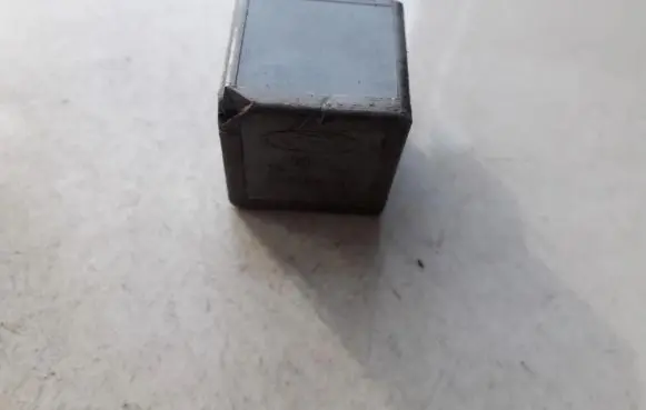 Ford Mondeo Mk III Other relay f80b14b192aa f580b-14b192-aa