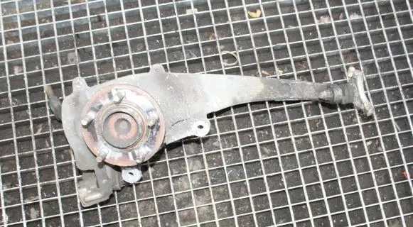 Jaguar XF X250 Front wheel hub