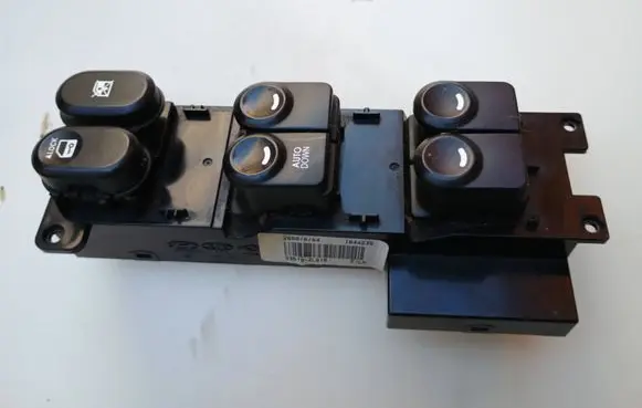 Hyundai i30 Central console control unit 2008604 1644235 935702L010