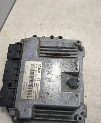 Ford Fiesta Engine control unit/module 0281011776 8200391966 8200386508