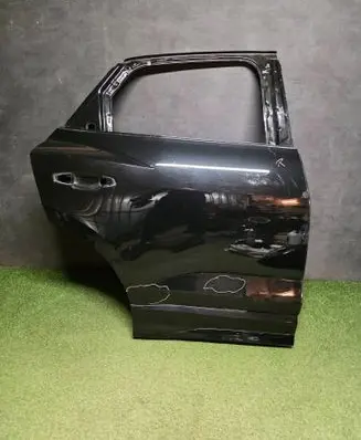 Audi Q3 F3 Rear door 