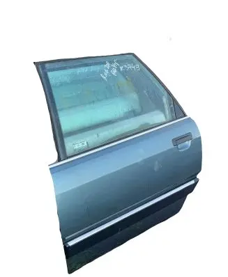 Audi 200 Rear door