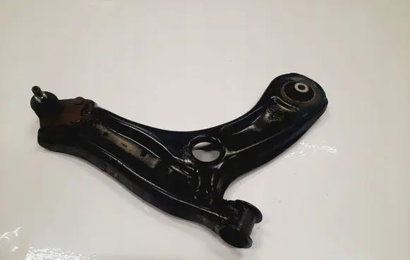 Skoda Fabia Mk2 (5J) Front lower control arm/wishbone 6R0407152