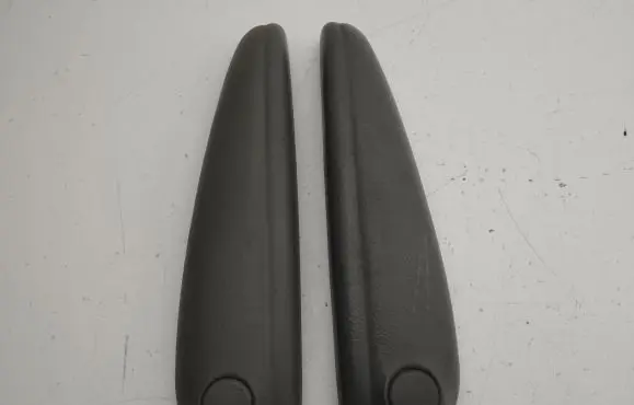 Chrysler Voyager Rear seat armrest 