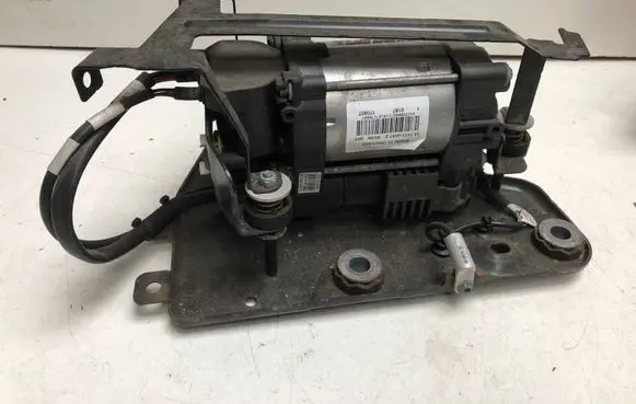 Volvo XC90 Pneumatic compressor air filter 15155000872 RV06Q01 170807