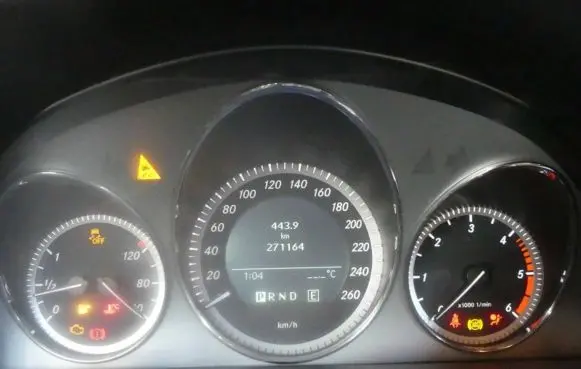 Mercedes-Benz GLK (X204) Speedometer (instrument cluster) A2049002105 IMPRK1115811