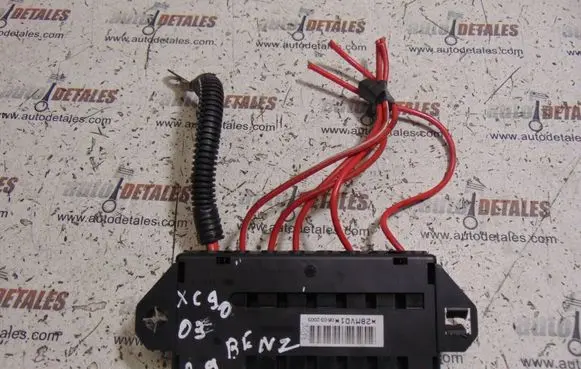 Volvo XC90 Fuse module 9441776