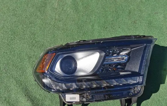 Dodge Durango Headlight/headlamp 68261182AE