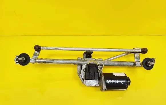 Opel Corsa C Front wiper linkage and motor